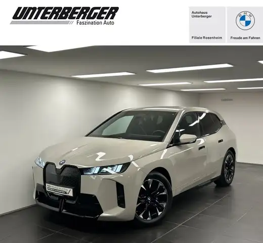 BMW Ix main image