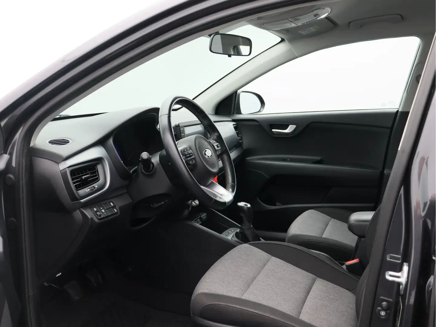 Kia Stonic 1.0 T-GDi DynamicLine/ lage km/ zeer mooi! Grijs - 2