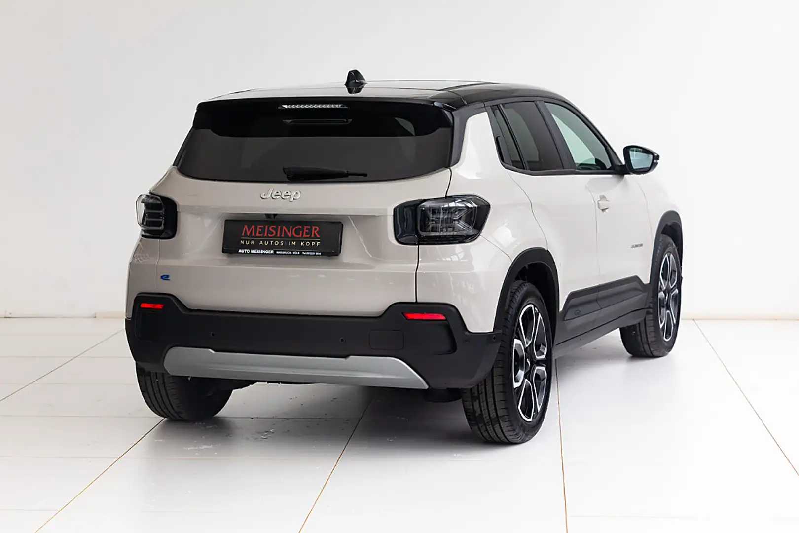 Jeep Avenger BEV 54kWh Altitude Beige - 2