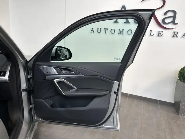 BMW X1 view 7