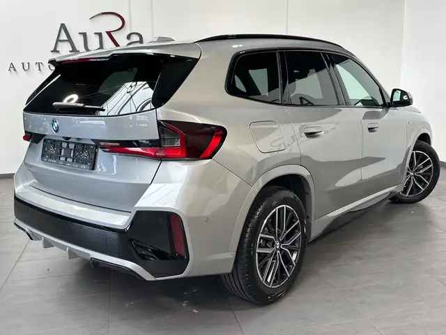 BMW X1 view 4