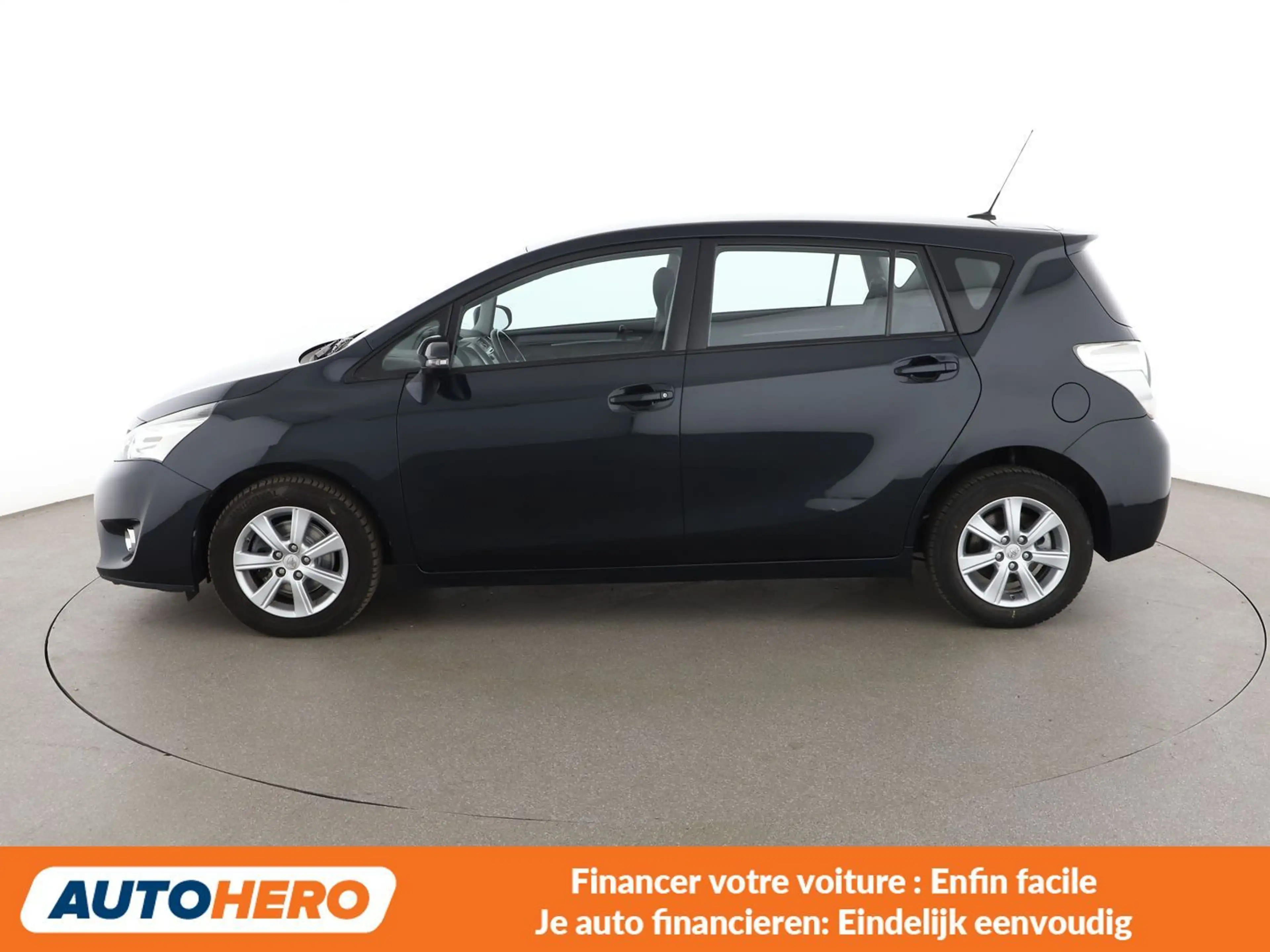 Toyota Verso 1.6 D-4D Comfort — photo 3