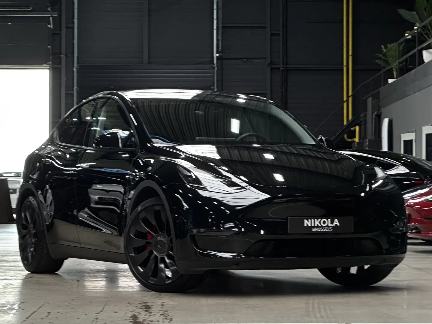 Tesla Model Y PERFORMANCE  - RED BRAKES - AUTOPILOT Noir - 1