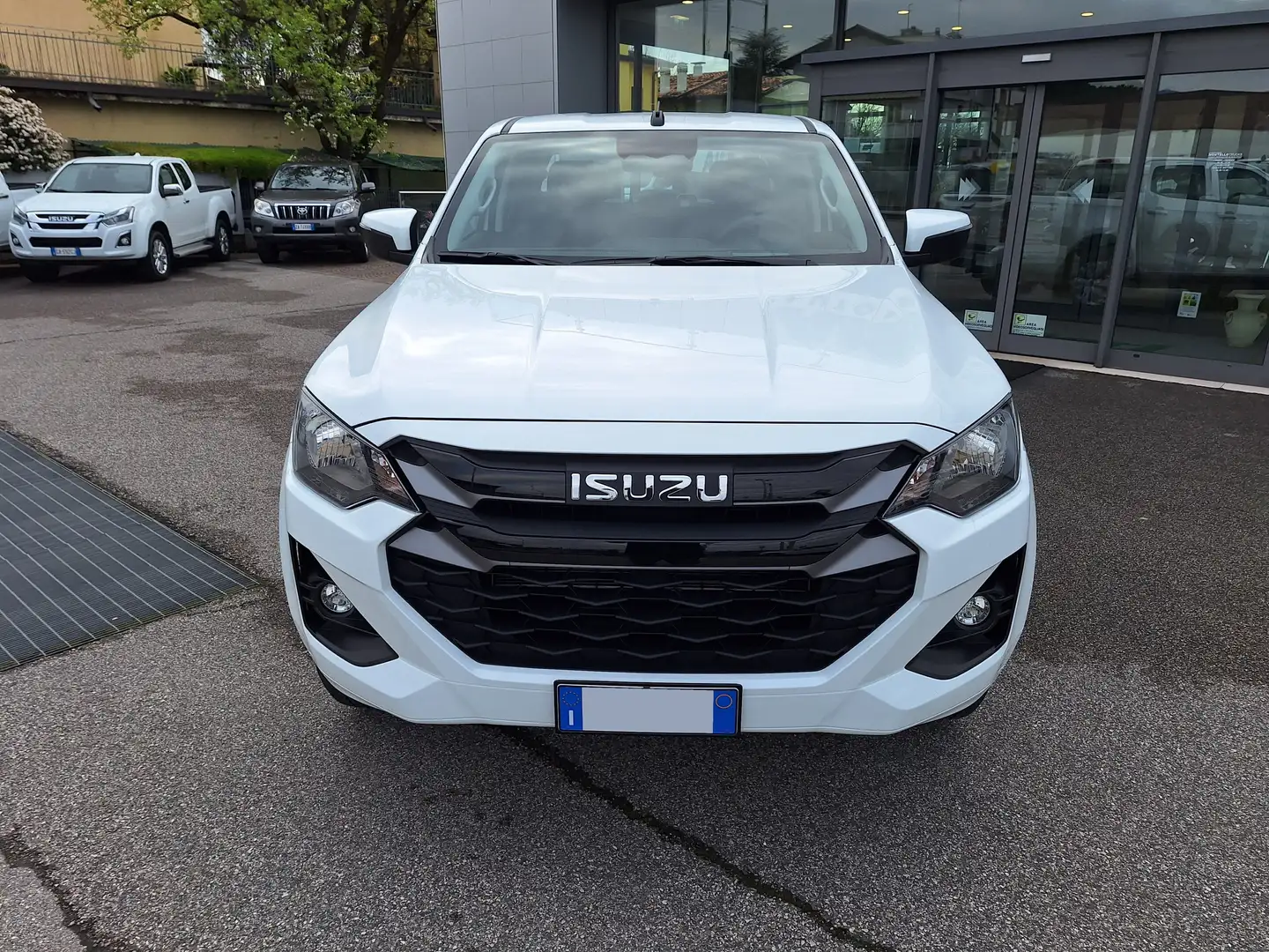 Isuzu D-Max 1.9 164cv Crew N60BB+ 4x4 A/T ShutterLid 1000kg Blanco - 2