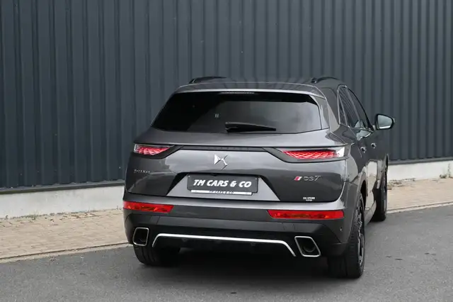 DS Automobiles DS 7 Crossback view 8
