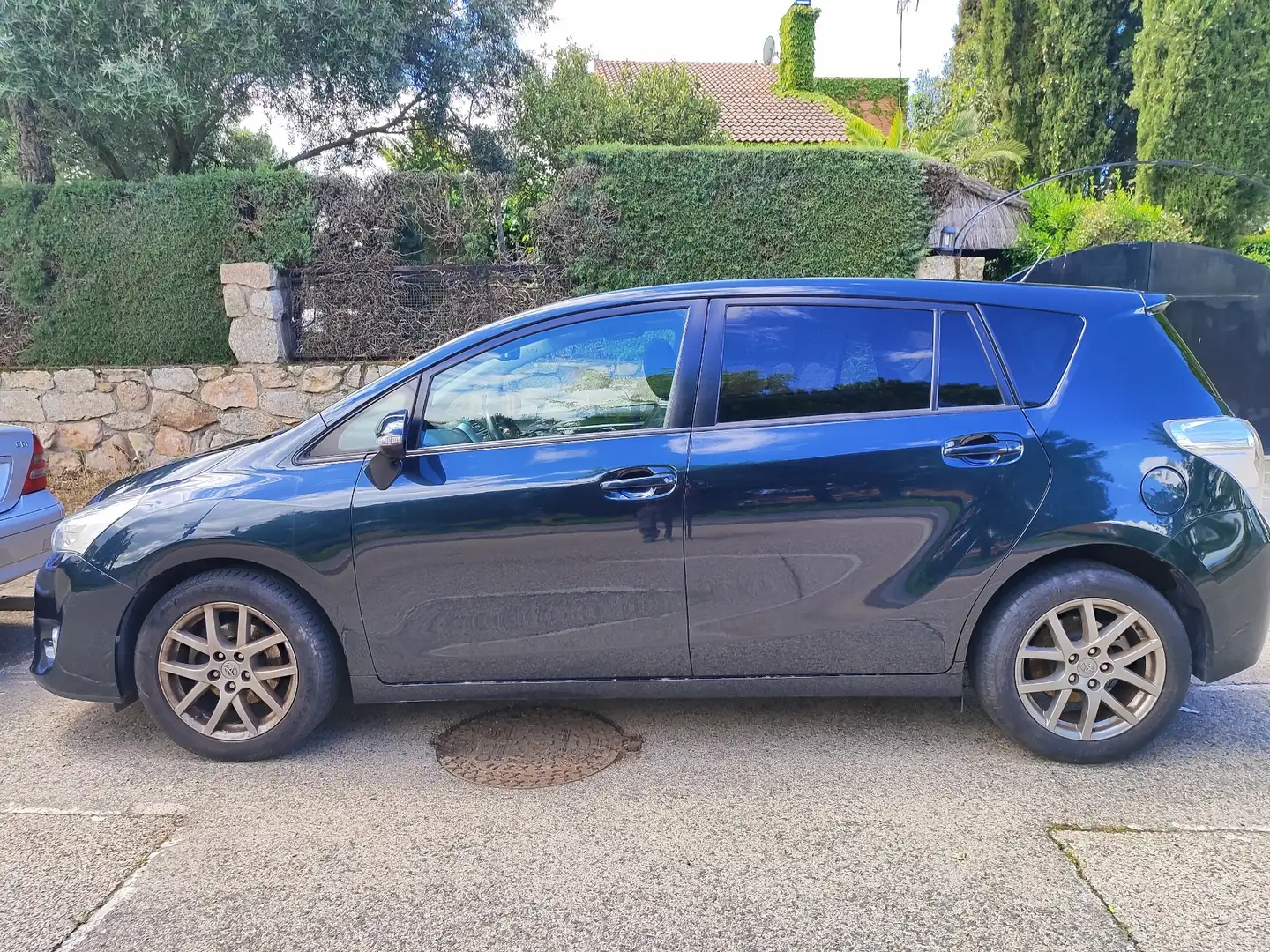 Toyota Verso 120D Advance 7 plazas Negro - 1