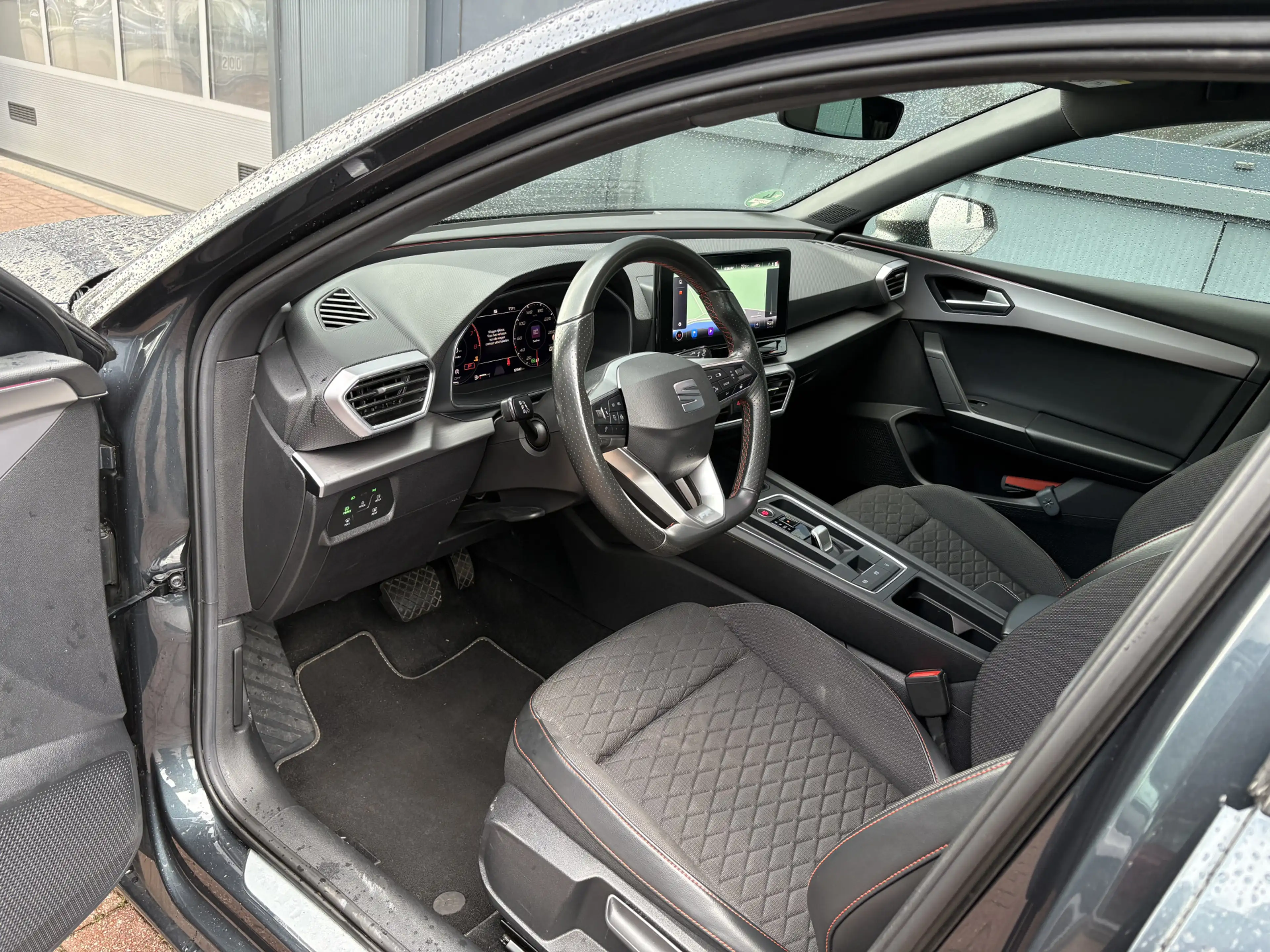 SEAT Leon 1.5 eTSi DSG 150pk FR Bns. Intense KEYLESS/CAMERA/ — photo 10
