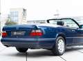 Mercedes-Benz E 220 W124/70tkm/Erstlack/Familienbesitz/Scheckheft Blau - thumbnail 9