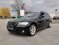 BMW 320 Baureihe 3 Touring 320d xDrive Schwarz - thumbnail 1