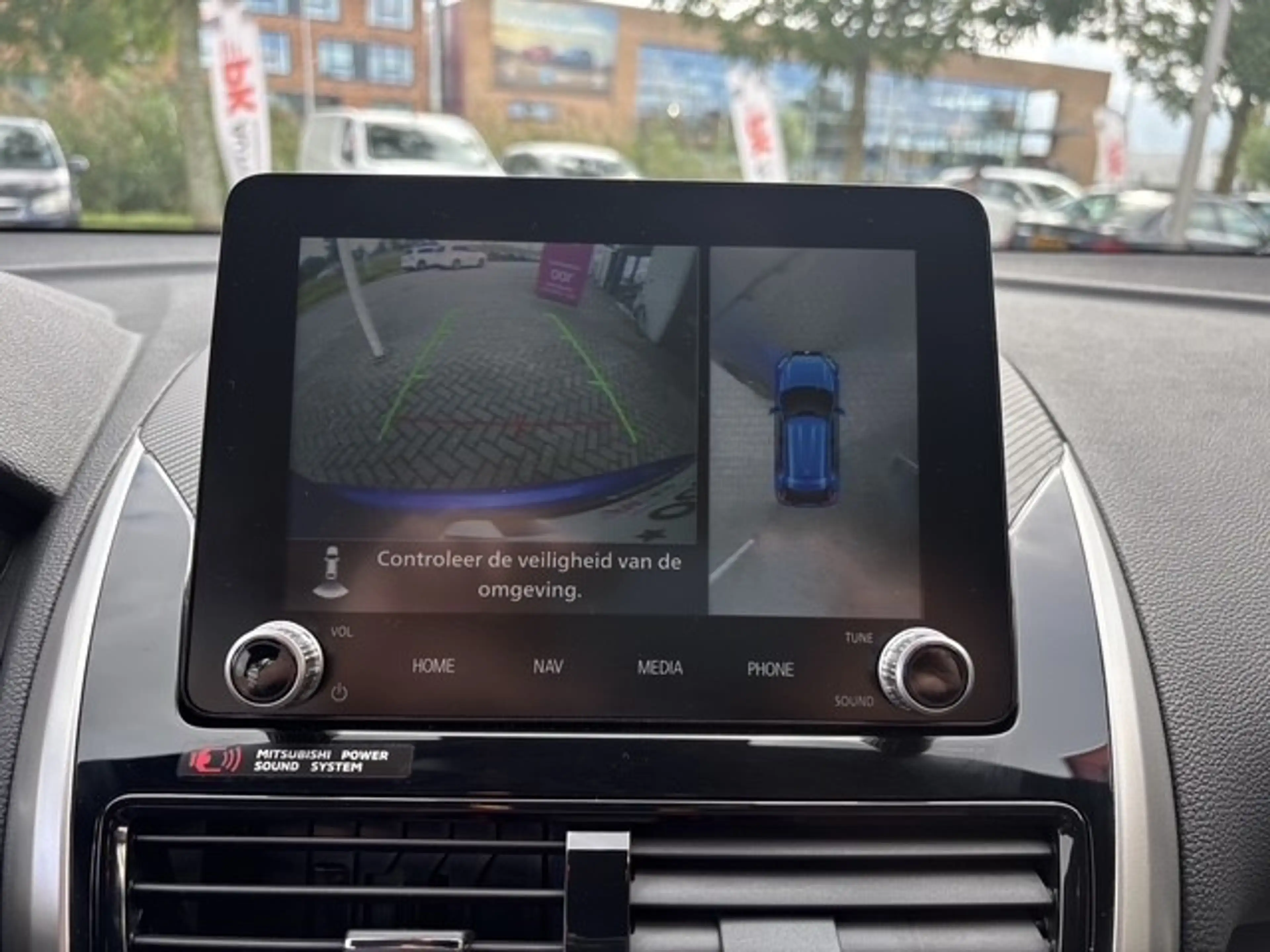 Mitsubishi Eclipse Cross 2.4 PHEV Executive | Navi \ Camera | Cruise | 24.1 — photo 13