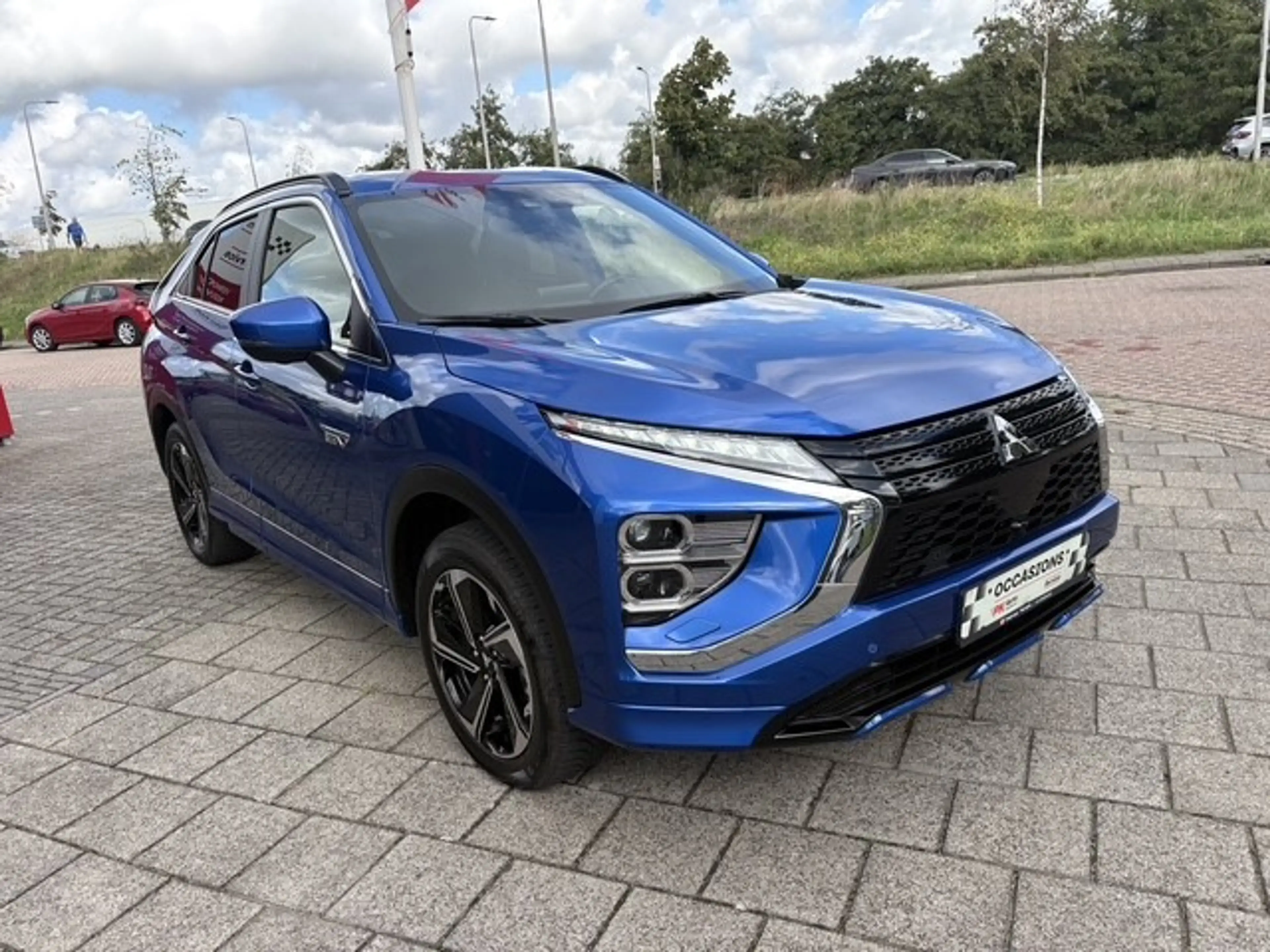 Mitsubishi Eclipse Cross 2.4 PHEV Executive | Navi \ Camera | Cruise | 24.1 — photo 5