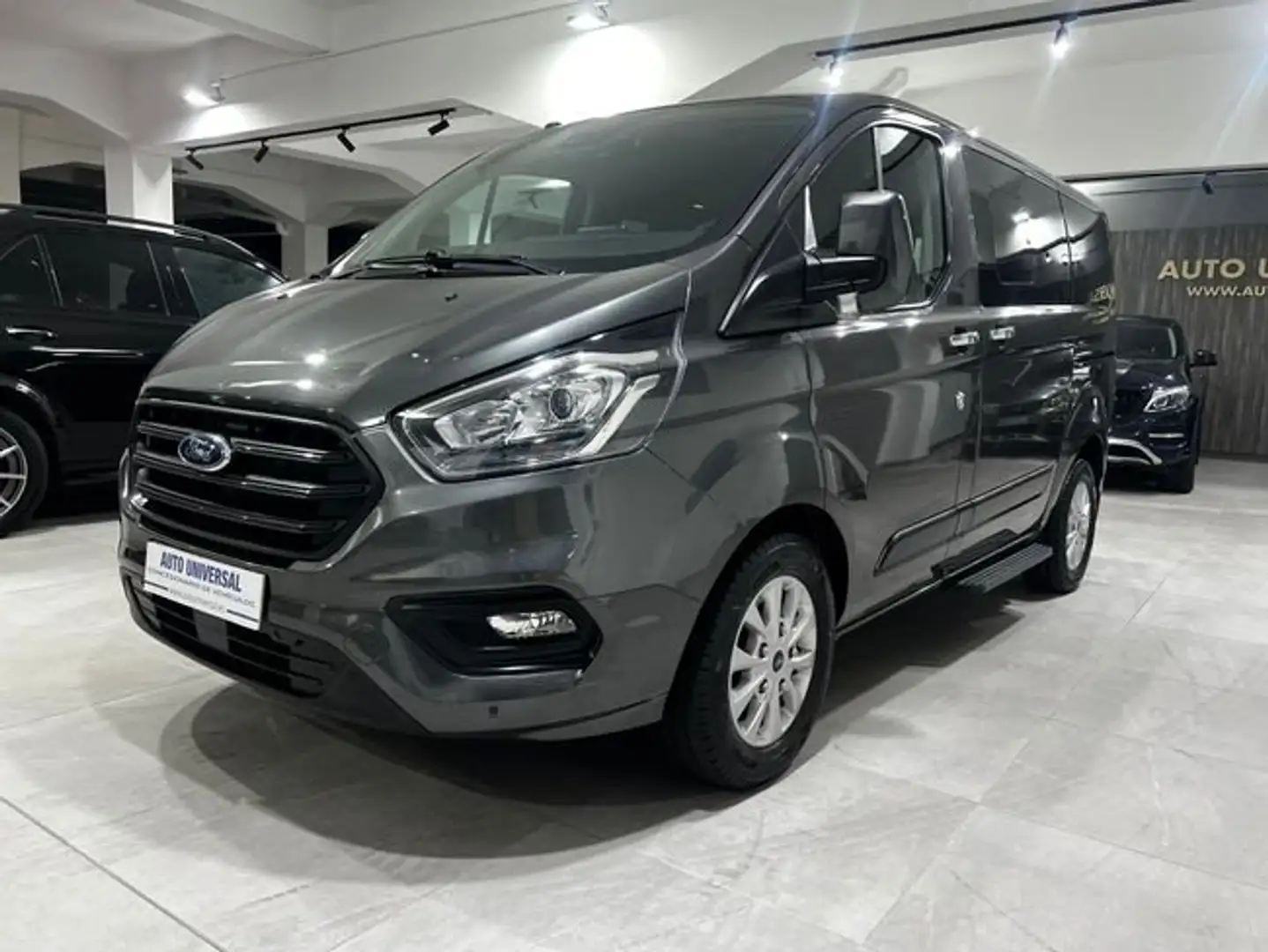 Ford Tourneo Custom 2.0TDCI Titanium 130 Gris - 1