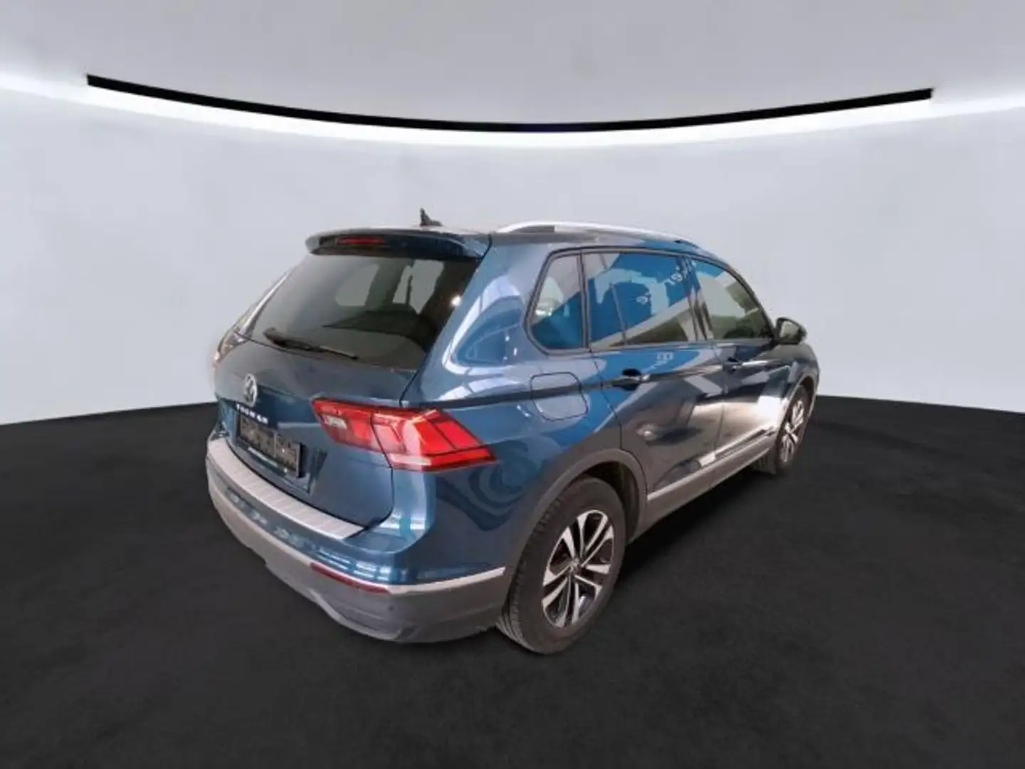 Volkswagen Tiguan United 1.5 TSI 6-Gang Blau - 2