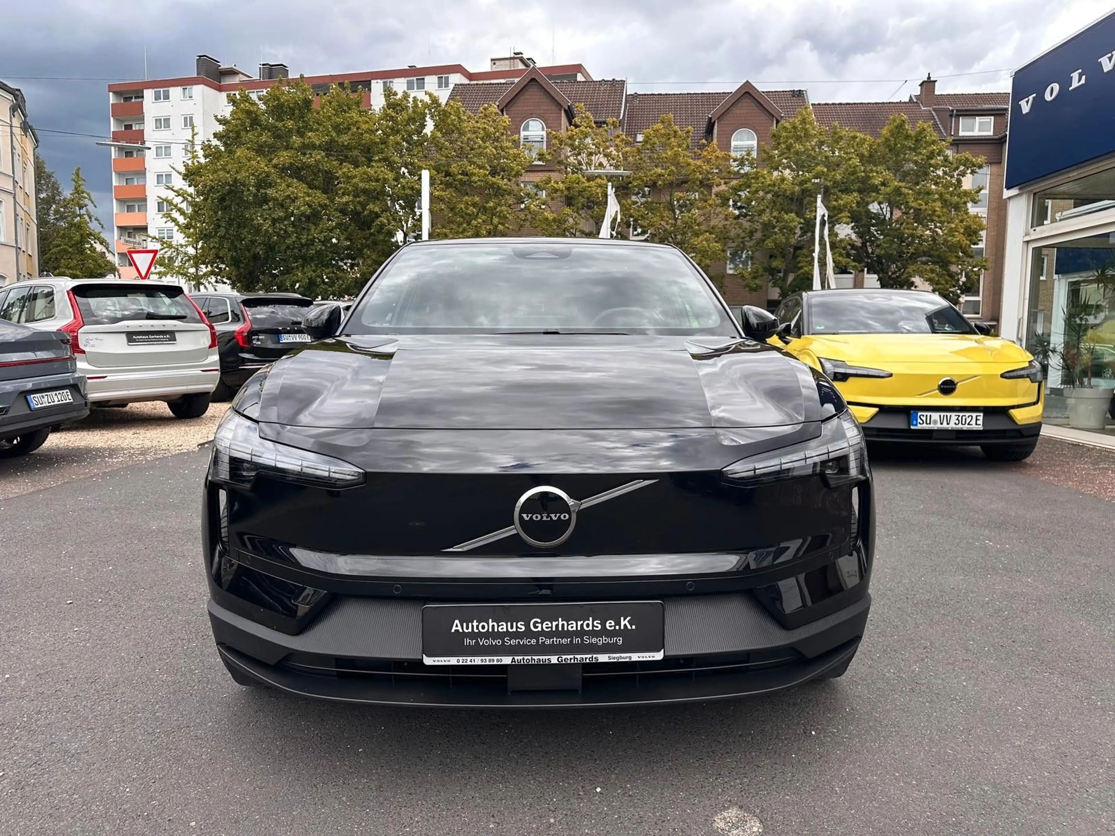 Volvo EX30 RWD Plus,ACC,BLIS,WP,Kamera,H&K,Winterpaket — photo 2