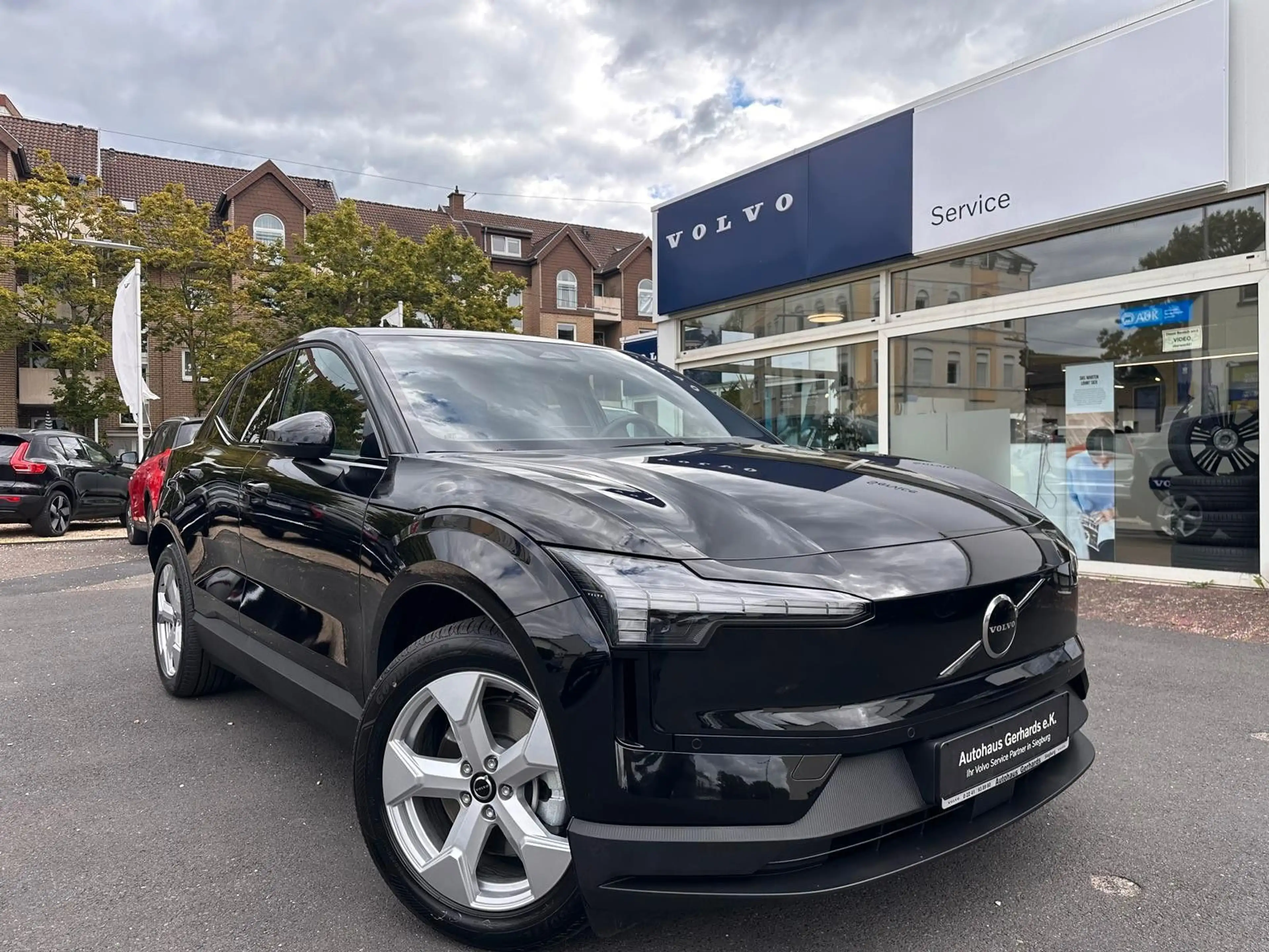 Volvo EX30 RWD Plus,ACC,BLIS,WP,Kamera,H&K,Winterpaket — photo 3