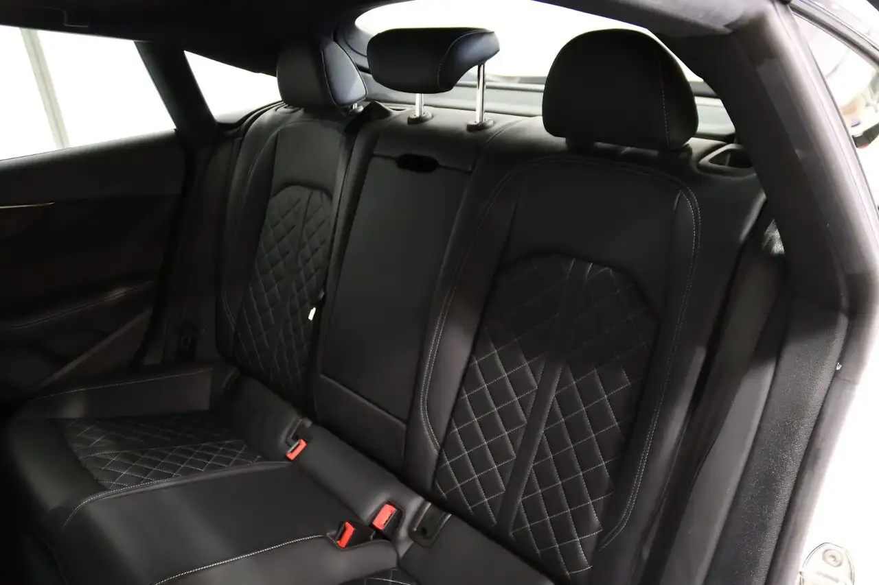 Audi S5 снимка Audi S5