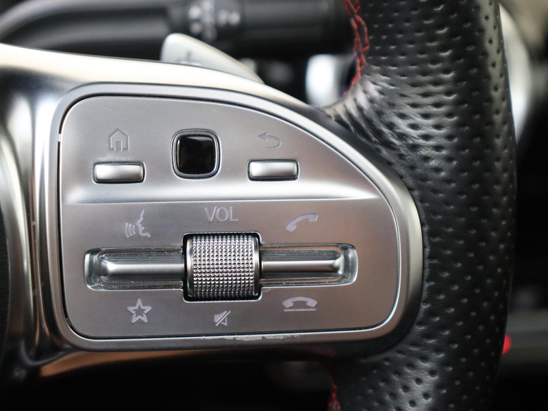Mercedes-Benz A 250 e Premium Plus Panoramadak / Nightpakket / Parkeer — photo 14