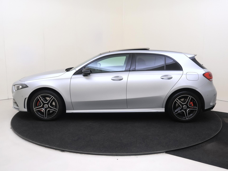 Mercedes-Benz A 250 e Premium Plus Panoramadak / Nightpakket / Parkeer — photo 8