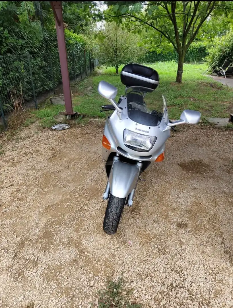 Kawasaki ZZR 600 Grau - 1