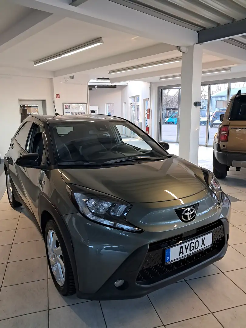 Toyota Aygo X Aygo X S-CVT Pulse + Allwetterreifen+ Grün - 2