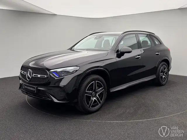 Mercedes-Benz GLC 300 e AMG-Line/ PANO/ NIGHT PACK/ VENTILATED SEATS