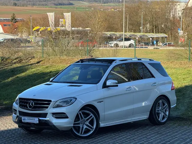 Mercedes-Benz ML 500 M-Klasse 4MATIC (BlueEFFICIENCY) 7G-TRONIC