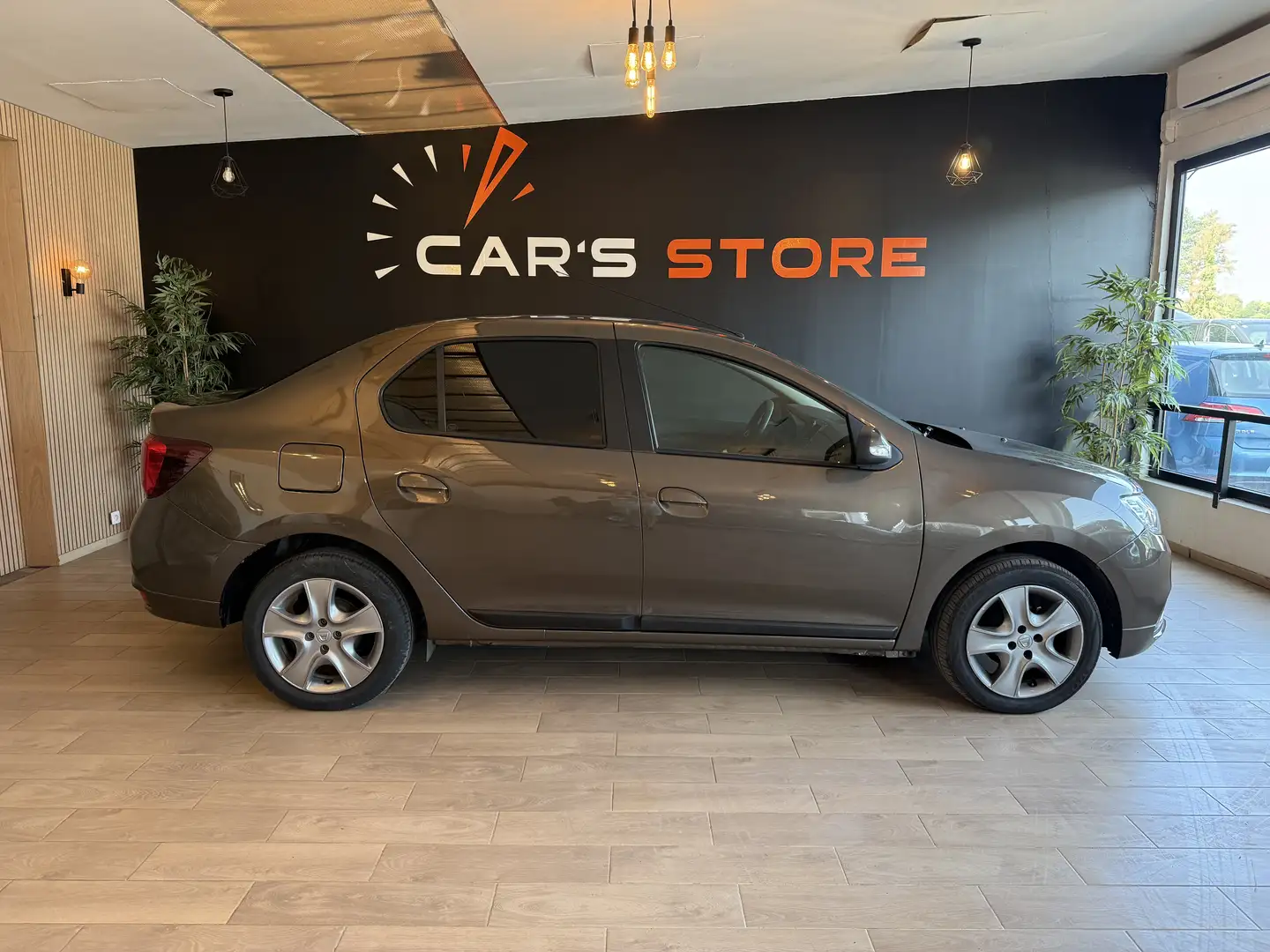 Dacia Logan 1.5 dCi * Garantie 12 Mois * Brons - 1
