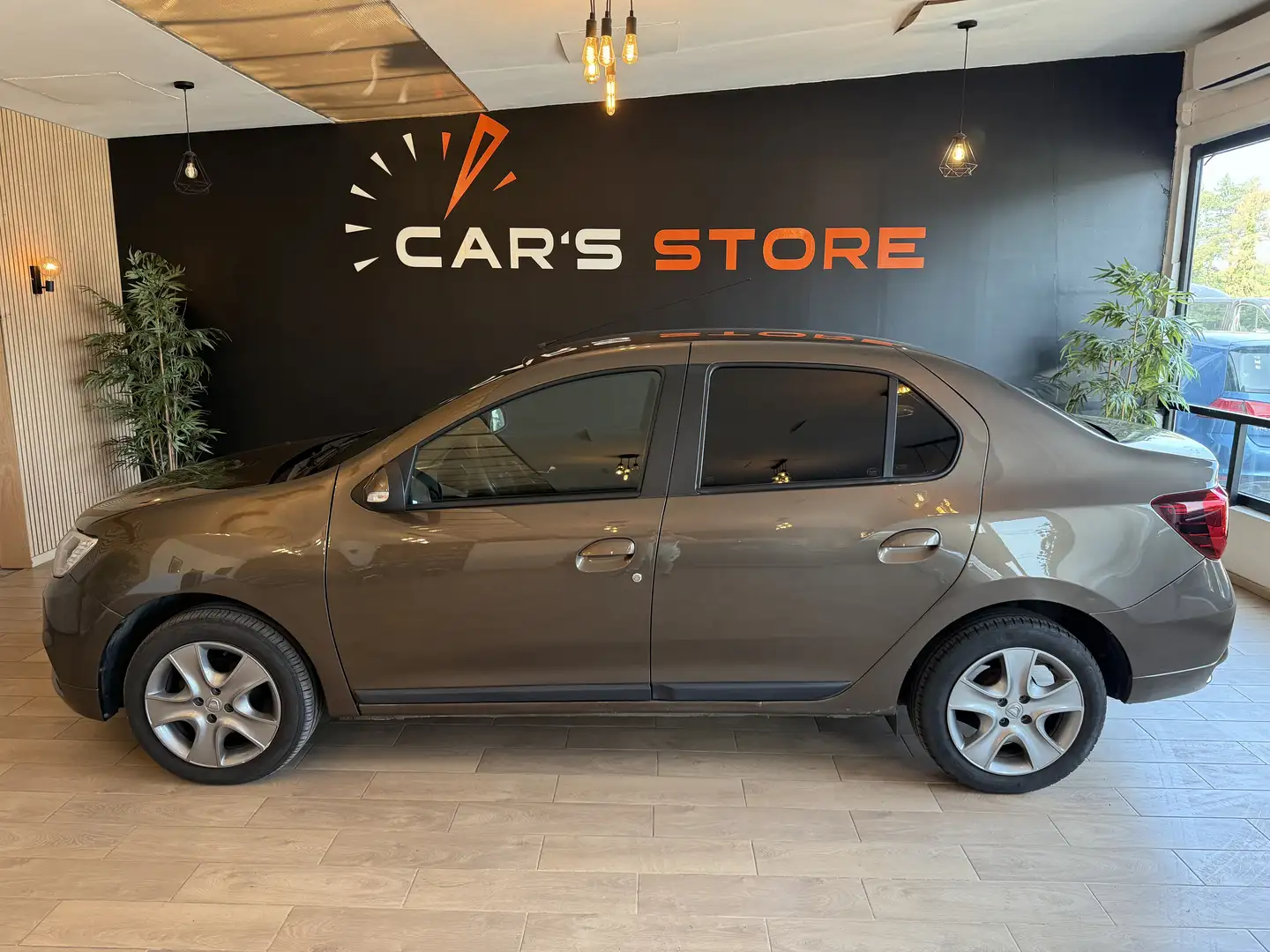 Dacia Logan 1.5 dCi * Garantie 12 Mois * Brons - 2