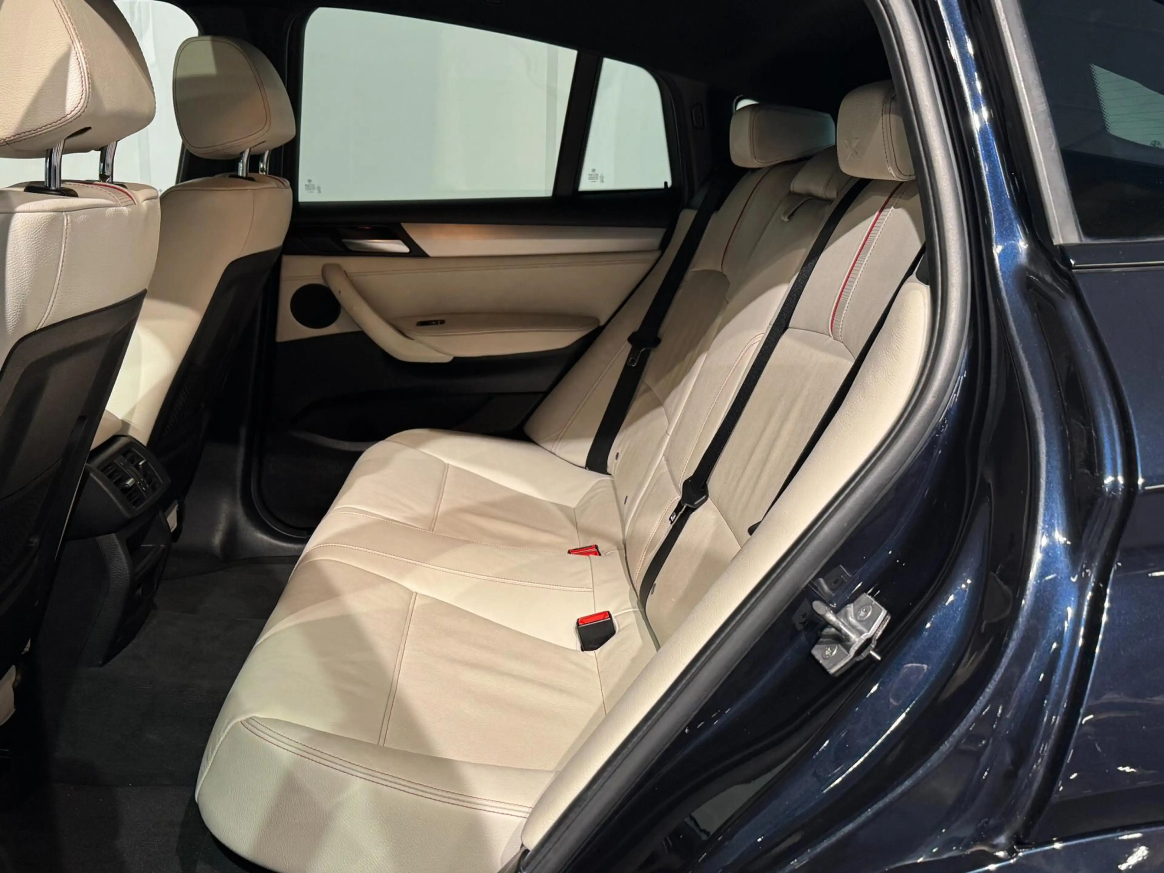 BMW X4 XDrive20i High Executive XLine M-Performance /Incl — photo 12