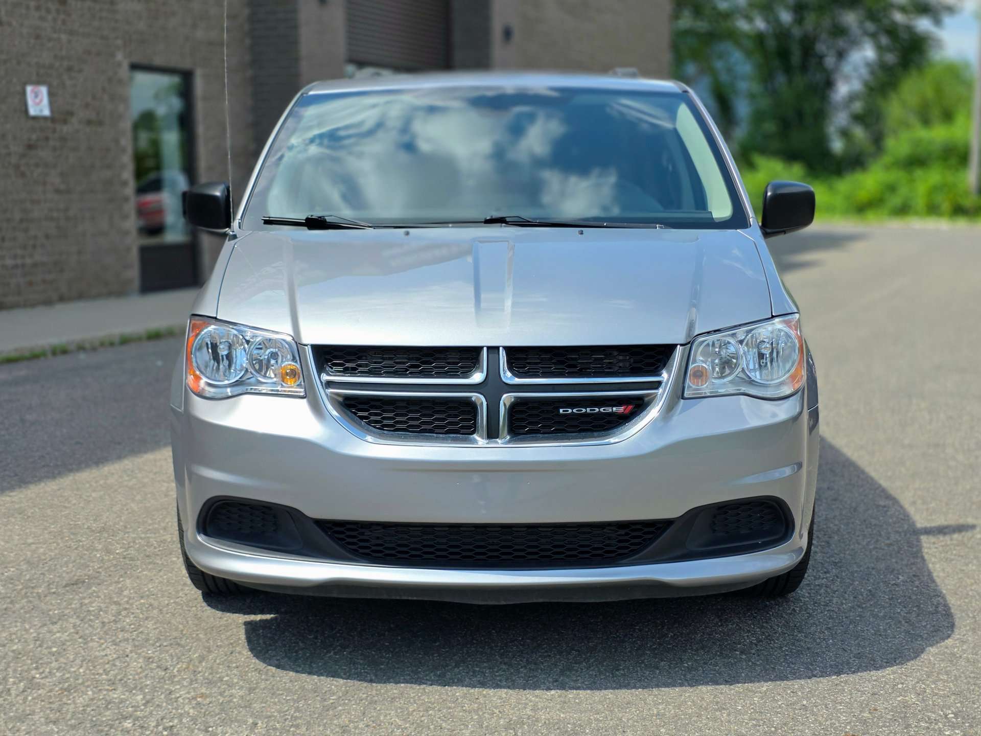 2020 Dodge Grand Caravan SXT — снимка 2