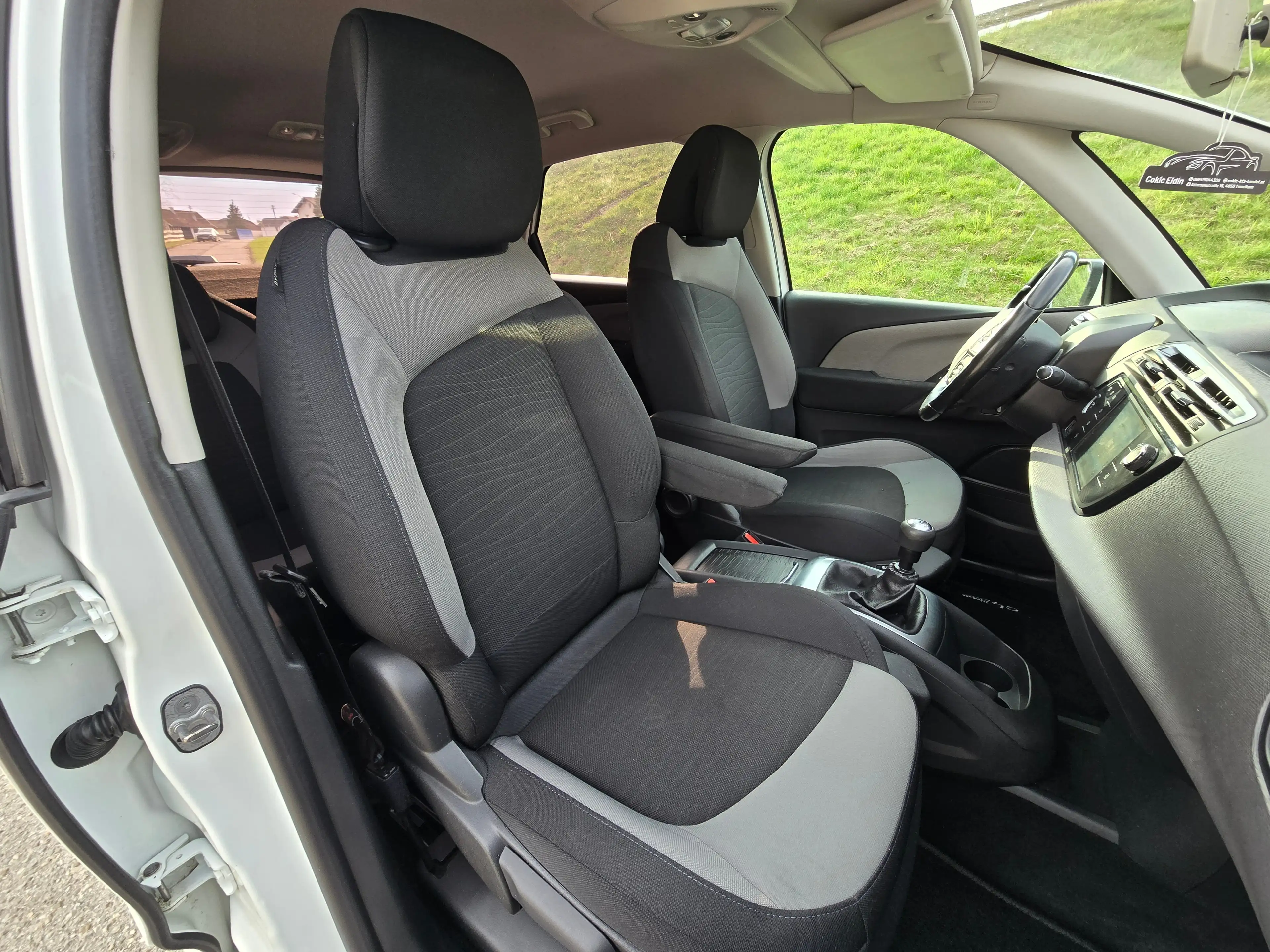 Citroen C4 SpaceTourer Selection Kredit* Rückfahrkamera* Navi* Sitzhei — photo 11