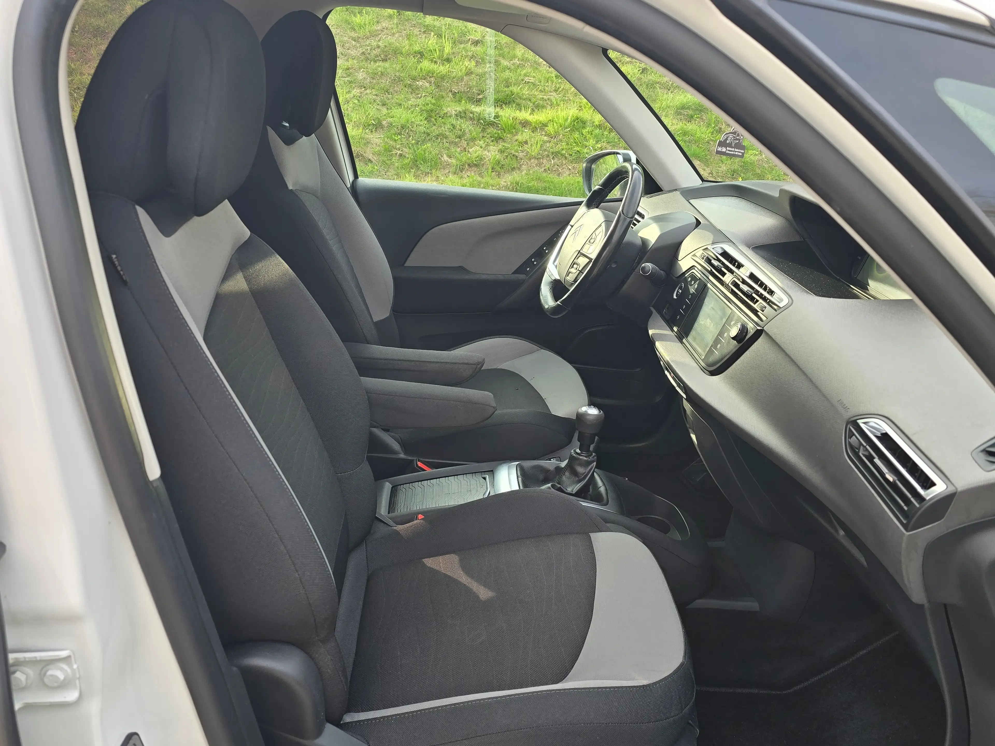 Citroen C4 SpaceTourer Selection Kredit* Rückfahrkamera* Navi* Sitzhei — photo 12
