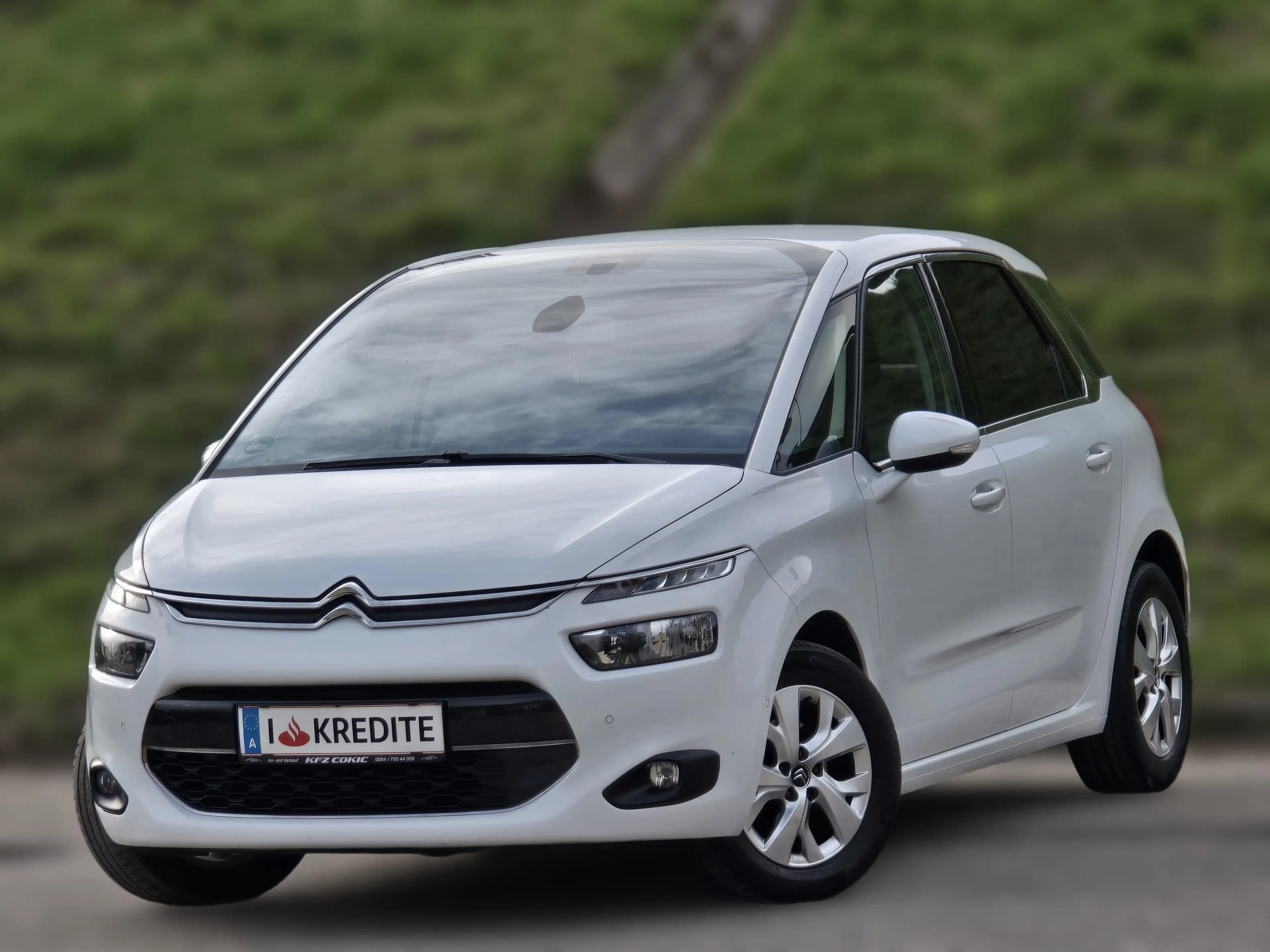 Citroen C4 SpaceTourer Selection Kredit* Rückfahrkamera* Navi* Sitzhei