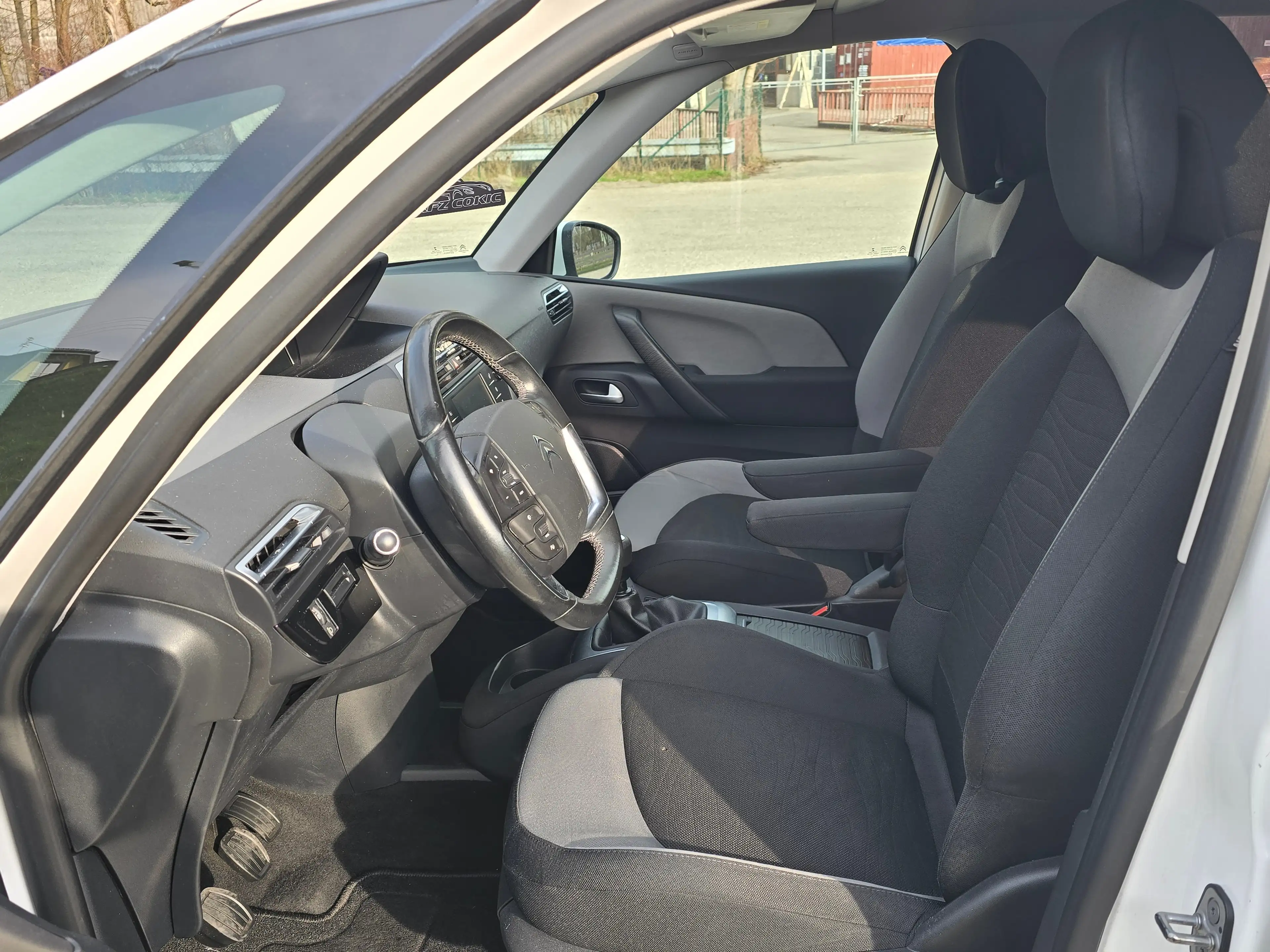 Citroen C4 SpaceTourer Selection Kredit* Rückfahrkamera* Navi* Sitzhei — photo 10