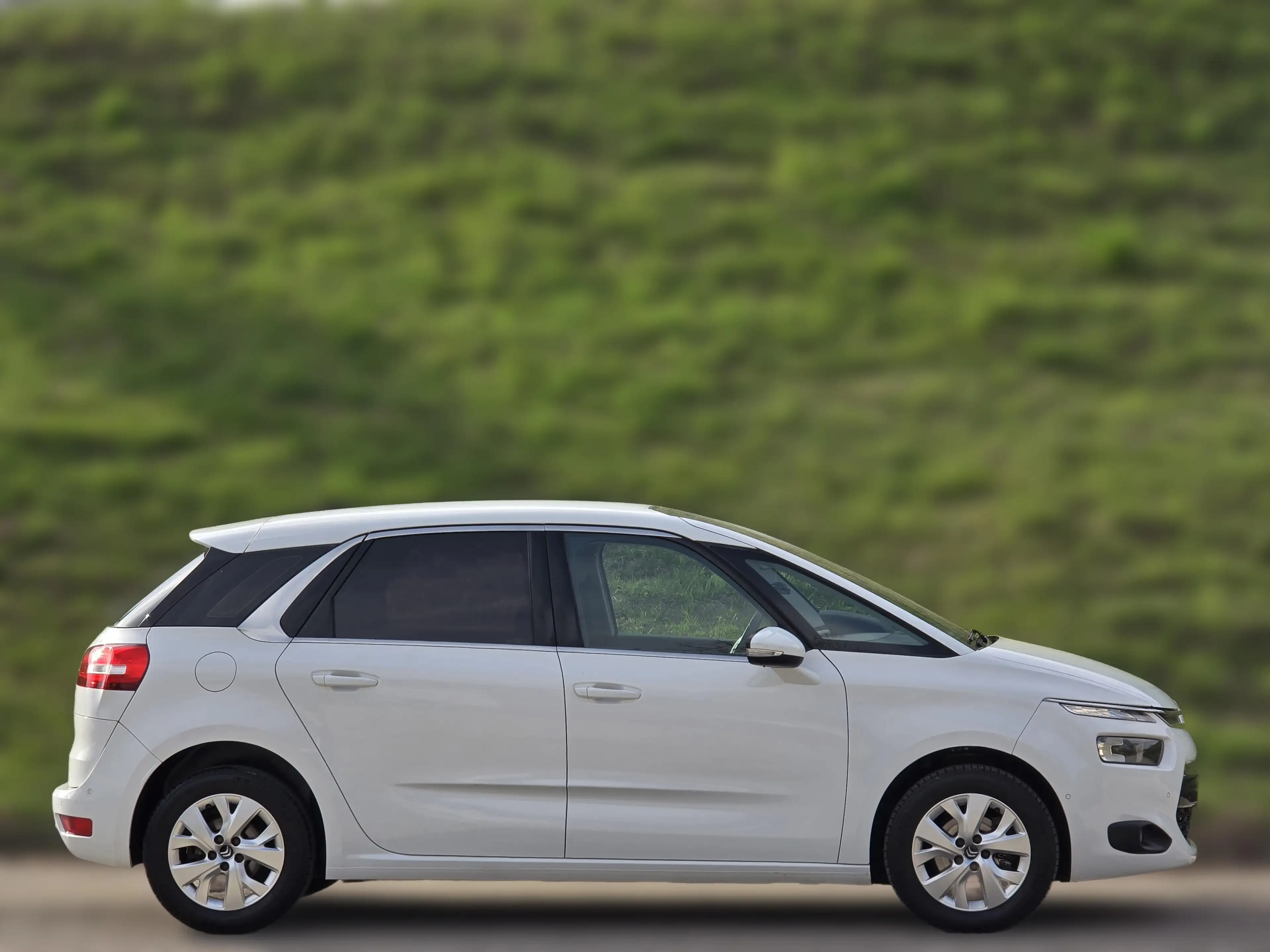 Citroen C4 SpaceTourer Selection Kredit* Rückfahrkamera* Navi* Sitzhei — photo 8