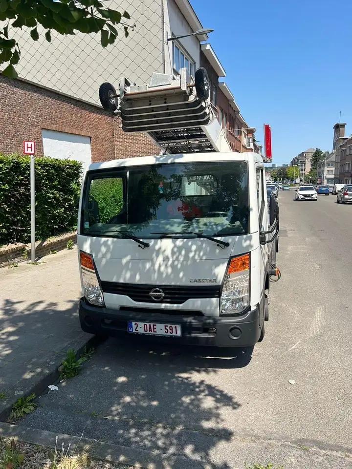 Nissan Cabstar