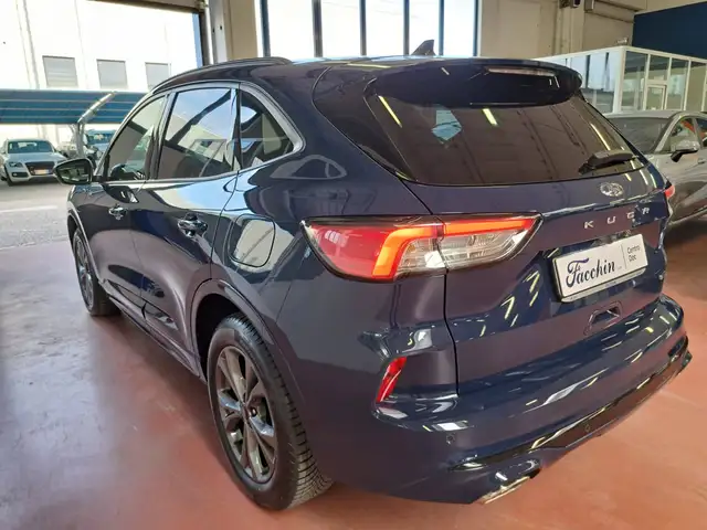 Ford Kuga view 4