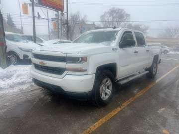 4WD Crew Cab 143.5 Custom