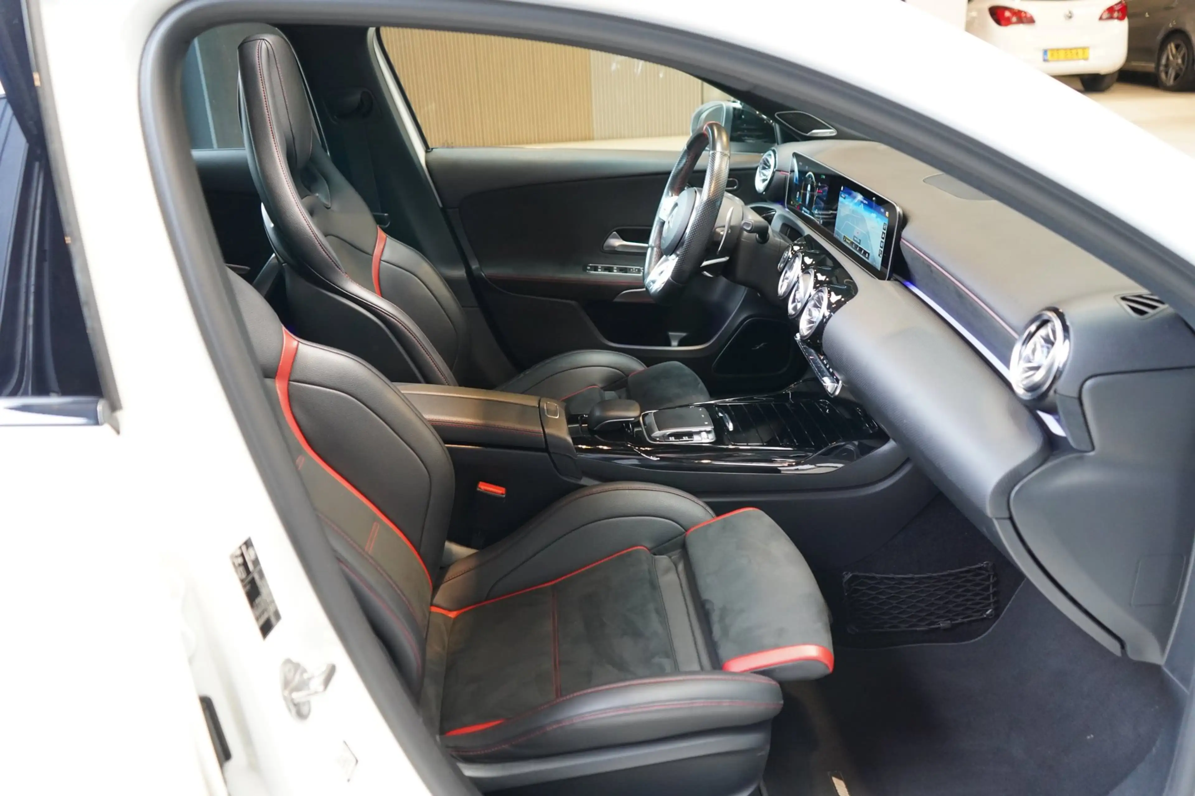 Mercedes-Benz A 35 AMG 4MATIC Edition 1 | AERO PAKKET | PANO | STOELVERW. — photo 21