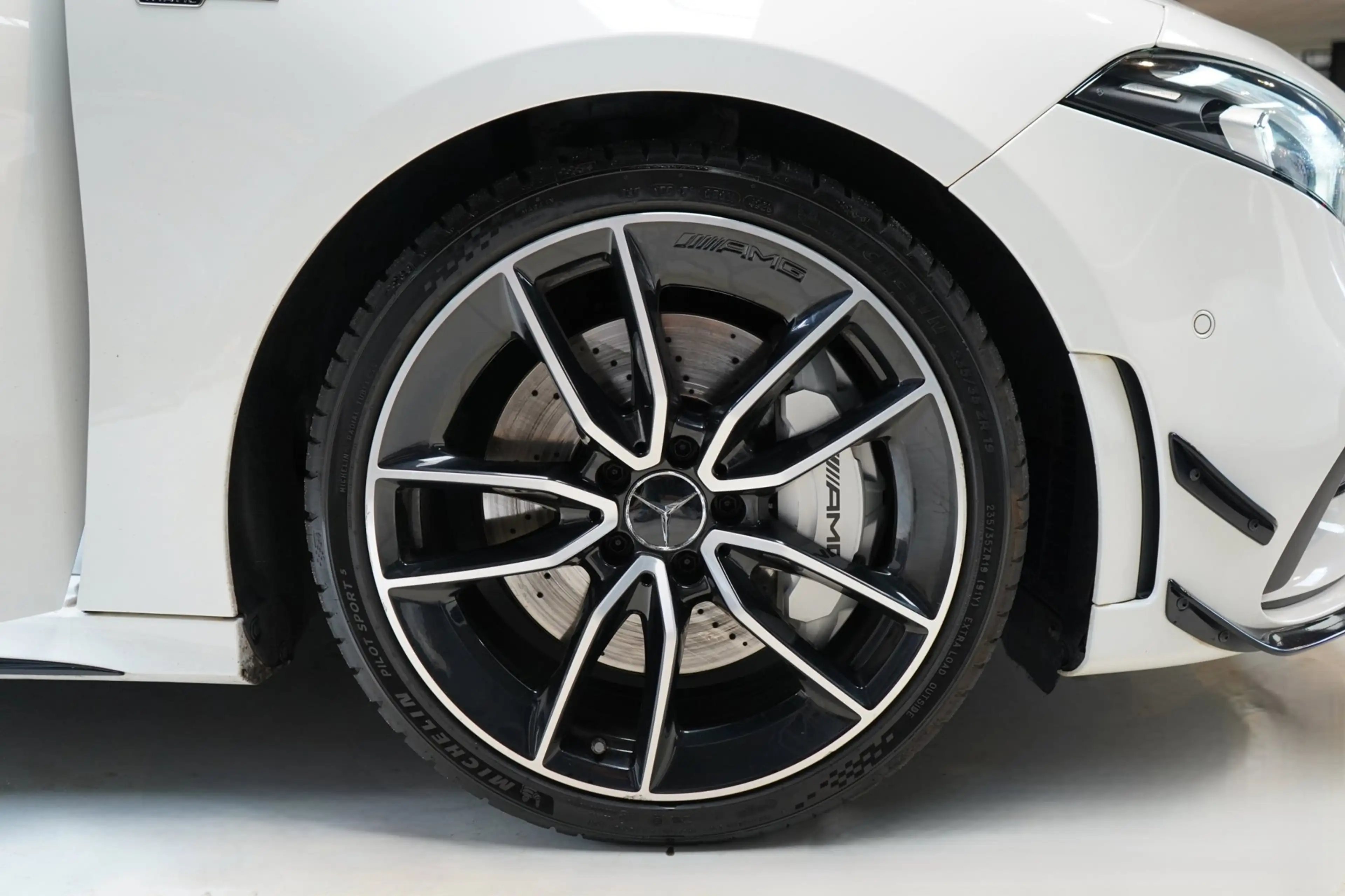 Mercedes-Benz A 35 AMG 4MATIC Edition 1 | AERO PAKKET | PANO | STOELVERW. — photo 14