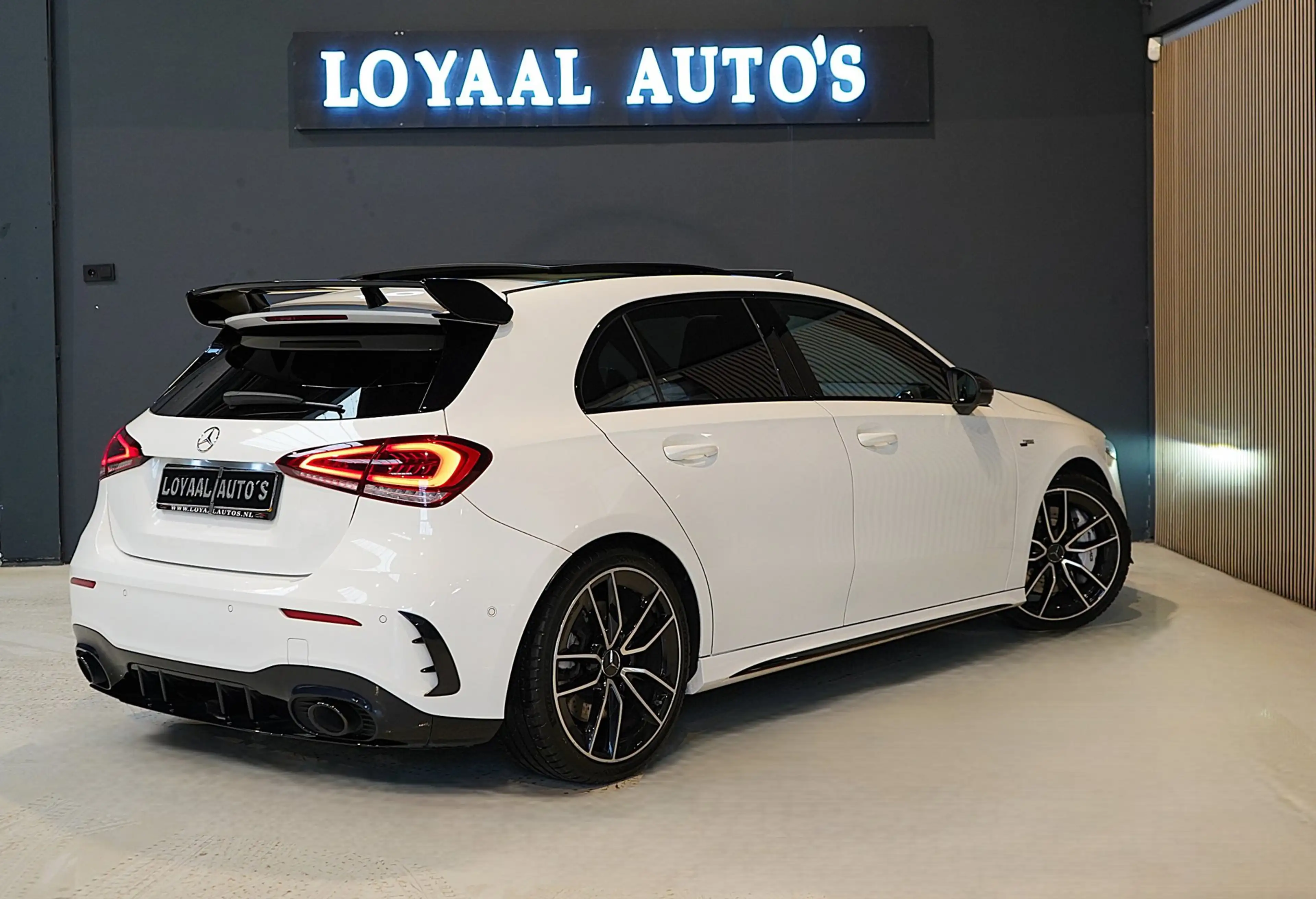 Mercedes-Benz A 35 AMG 4MATIC Edition 1 | AERO PAKKET | PANO | STOELVERW. — photo 8
