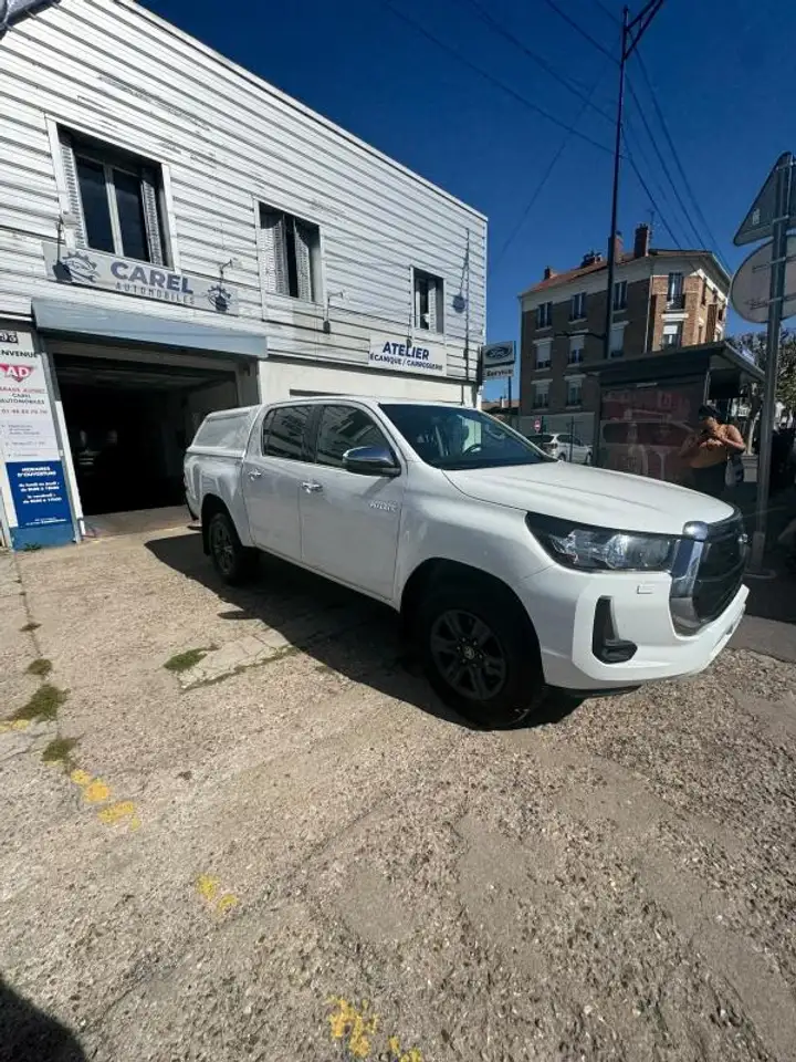 Toyota Hilux