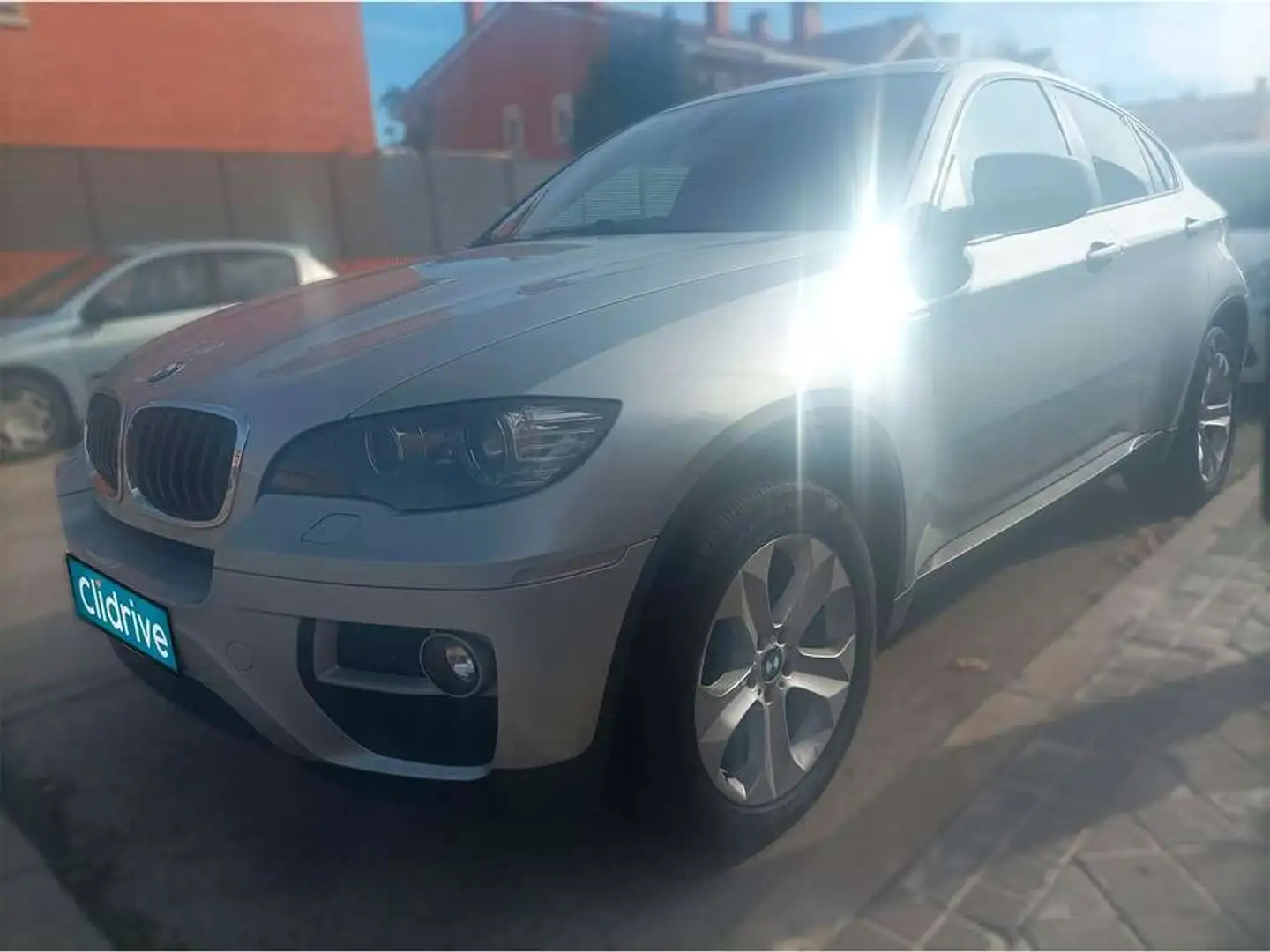 BMW X6 xDrive 30dA Grau - 2