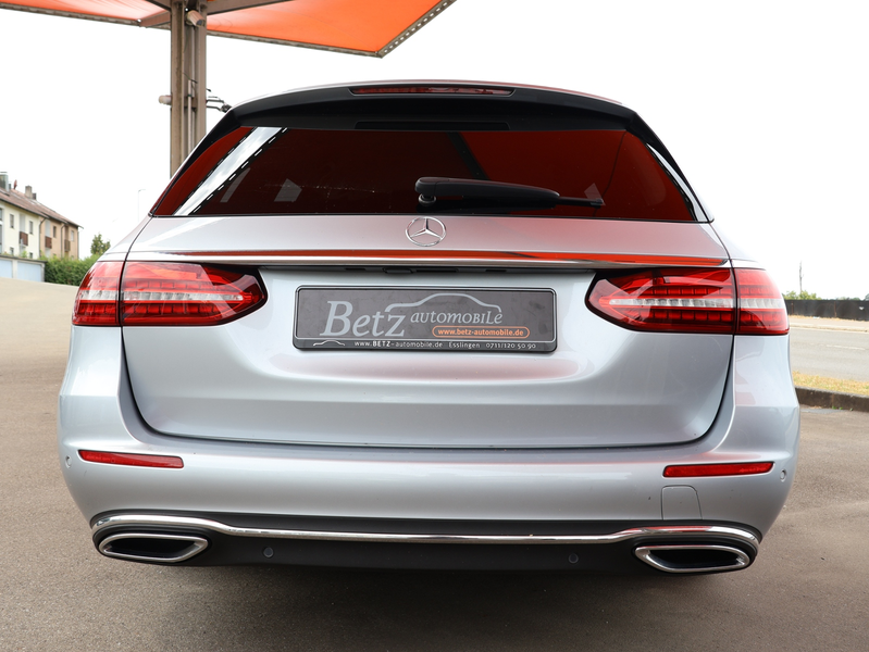 Mercedes-Benz E 400 d 4Matic Avantgarde Distr. Airmatic HUD — photo 14