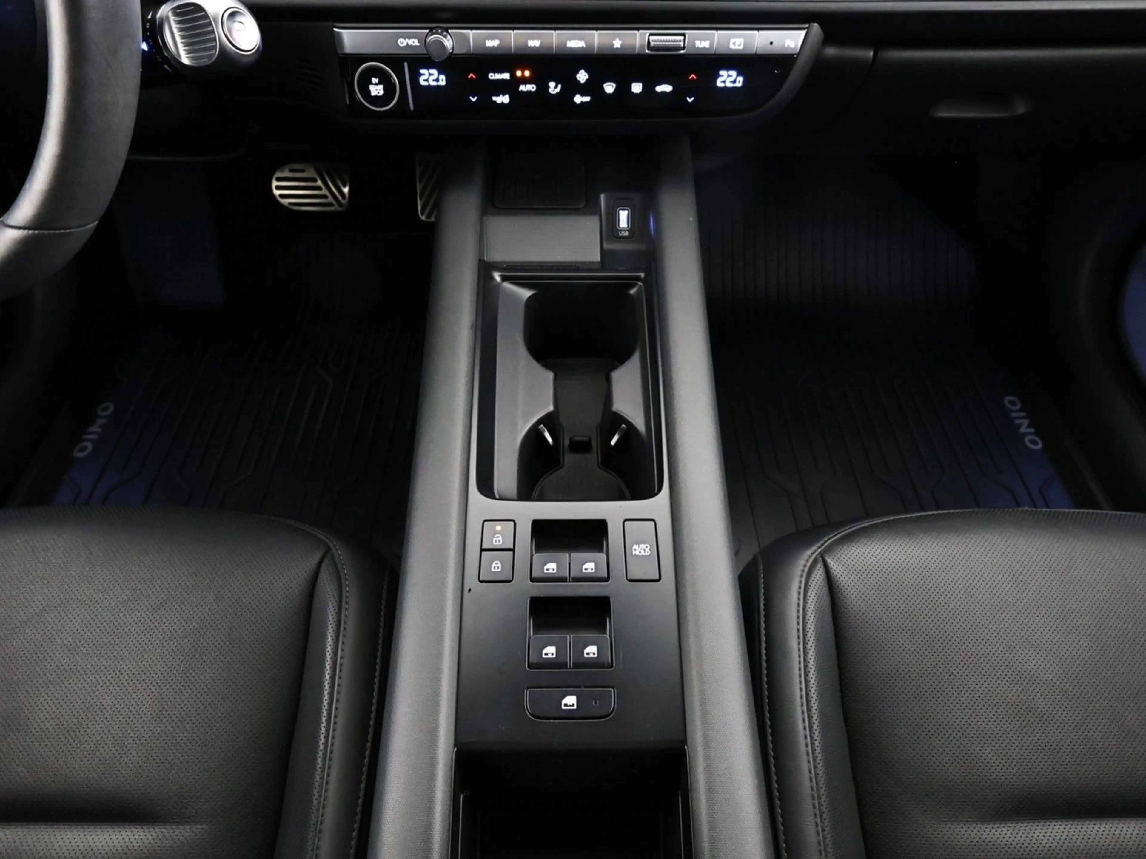 Hyundai IONIQ 6 Uniq|4WD|Navi|Bose|ACC|HUD — photo 13