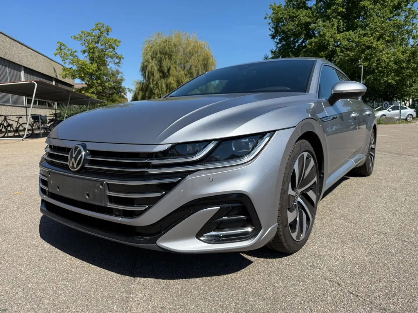 Volkswagen Arteon Shooting Brake R-Line 4Motion Silber - 2