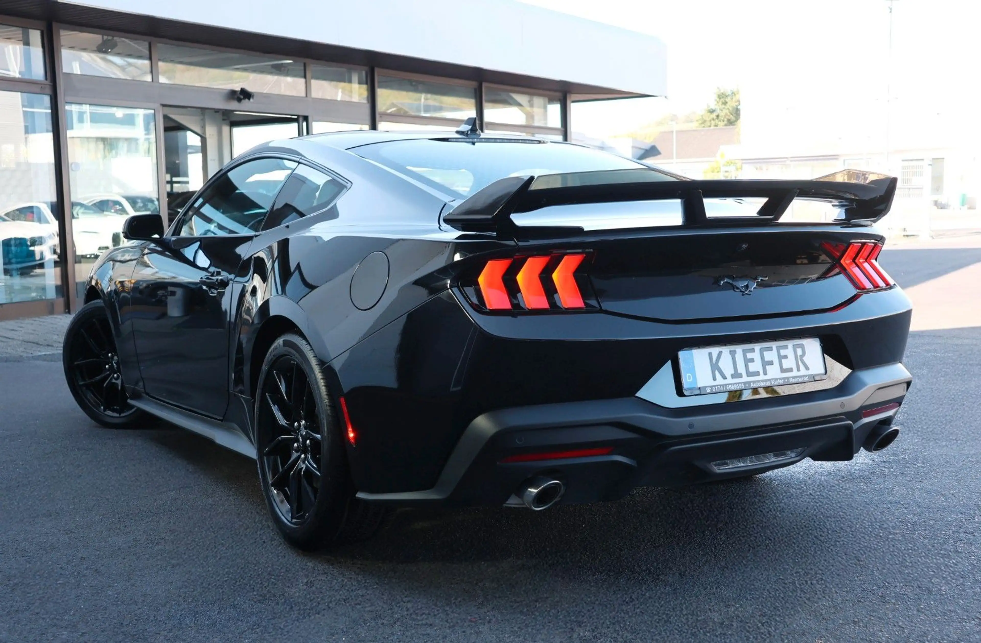Ford Mustang 2.3/SHZ/CarPlay/KAMERA/TOTW/SPUR/R19 — photo 5
