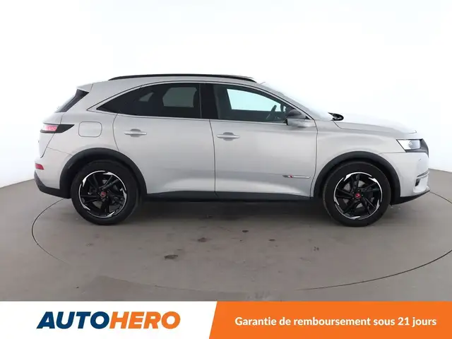 DS Automobiles DS 7 Crossback view 7