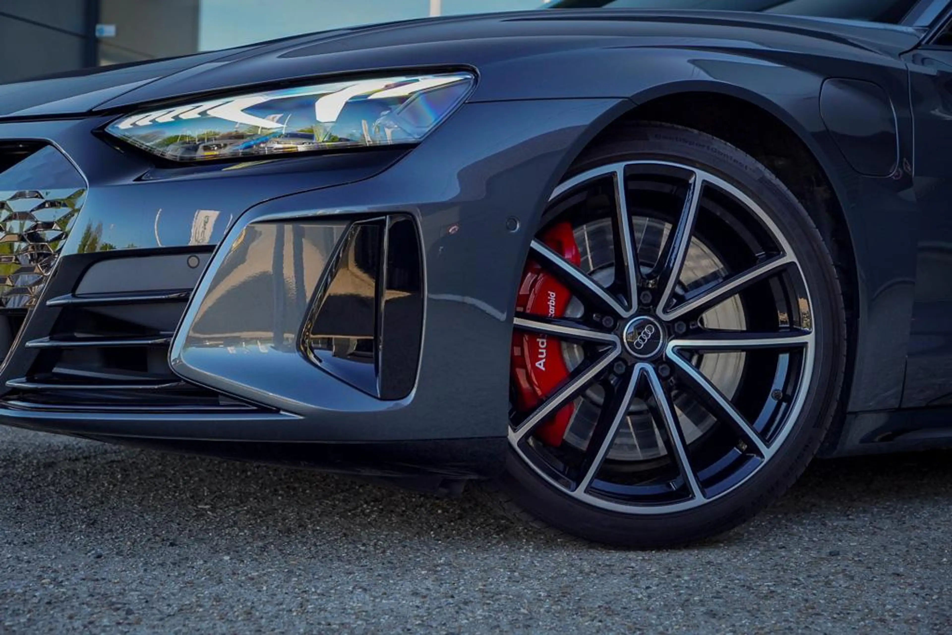 Audi RS e-tron GT 93 kWh 600 PK / 4Wiel Sturing / Massage / Luchtver — photo 21