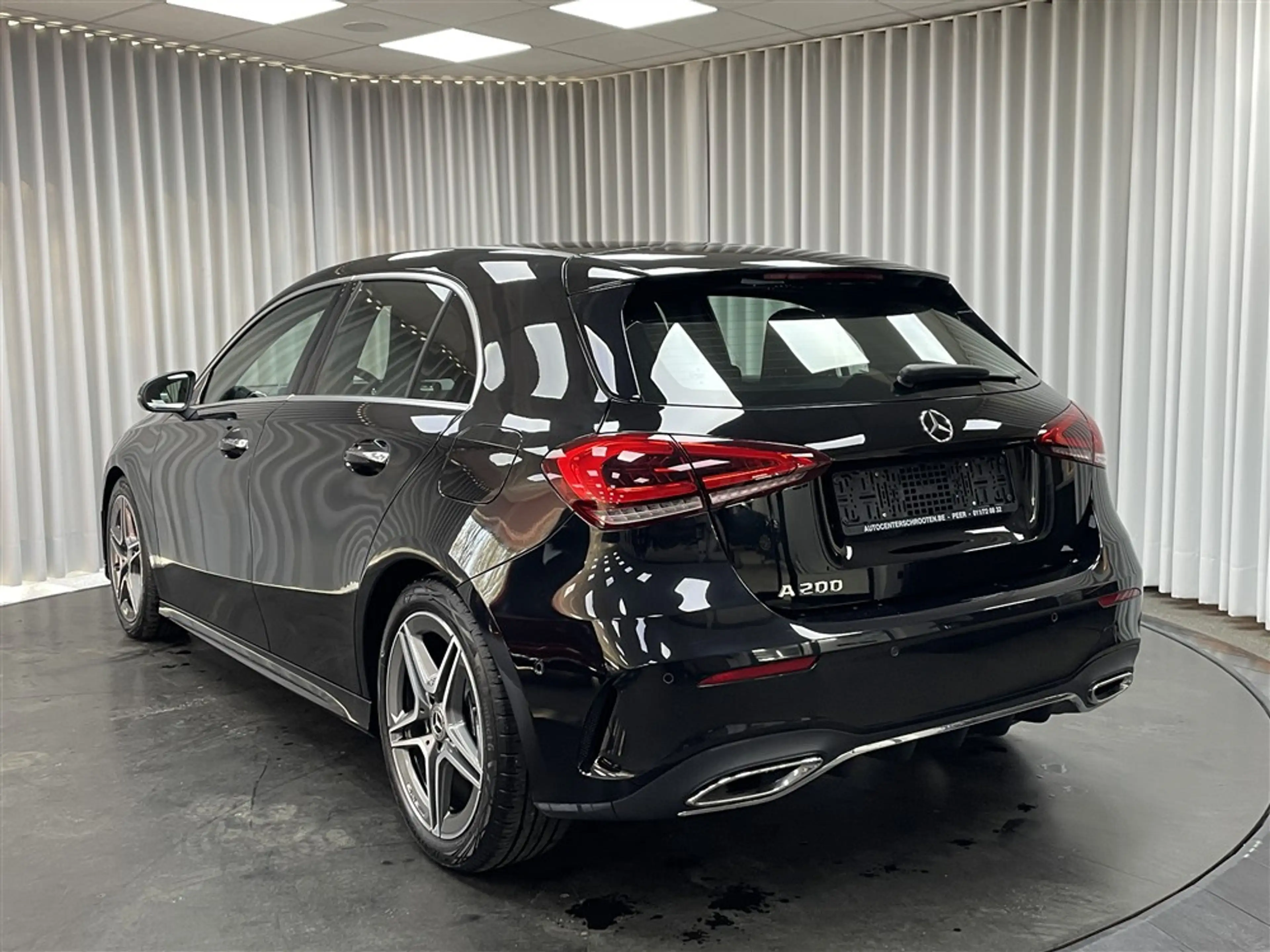 Mercedes-Benz A 200 AMG Line — photo 7